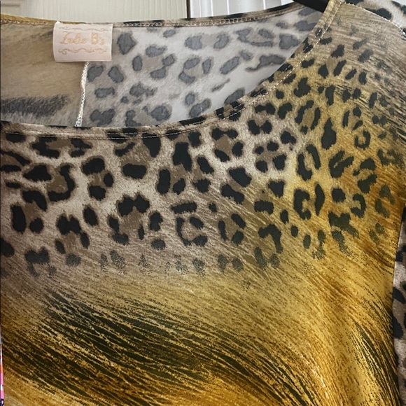 Stylish Women's Printed Tops - Set of 3 - Picture 4 of 4